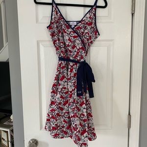 Red white and blue vineyard vines dress